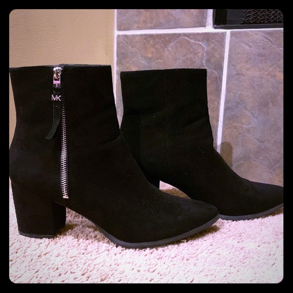Michael Kors Shoes - Final price NWOT Michael Kors Ankle booties size 9